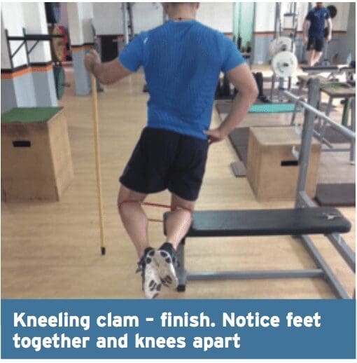 kneeling clam finish