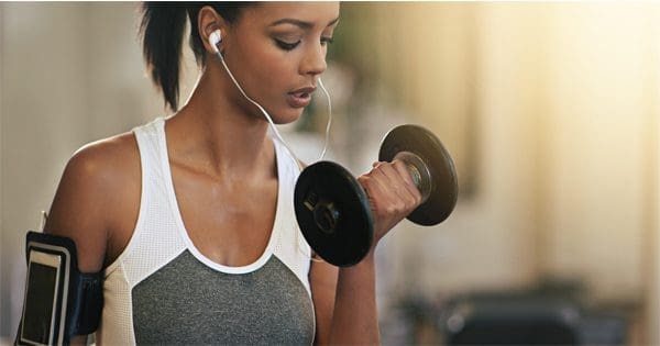 blog picture of lady doing arm curls