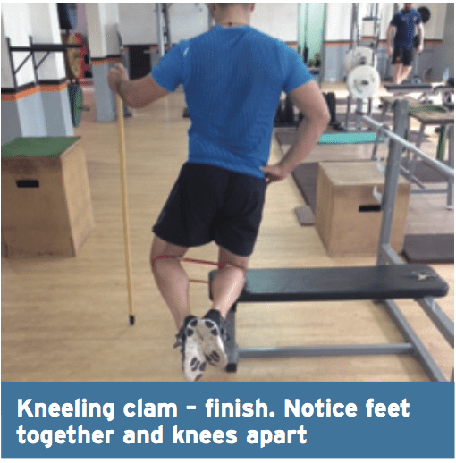 kneeling clam finish